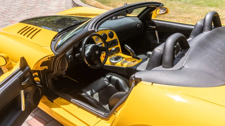 2005 Dodge Viper 3rd Gen - Image 4 of 21