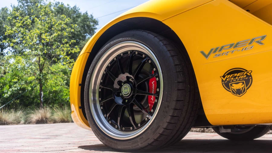 2005 Dodge Viper 3rd Gen - Image 9 of 21