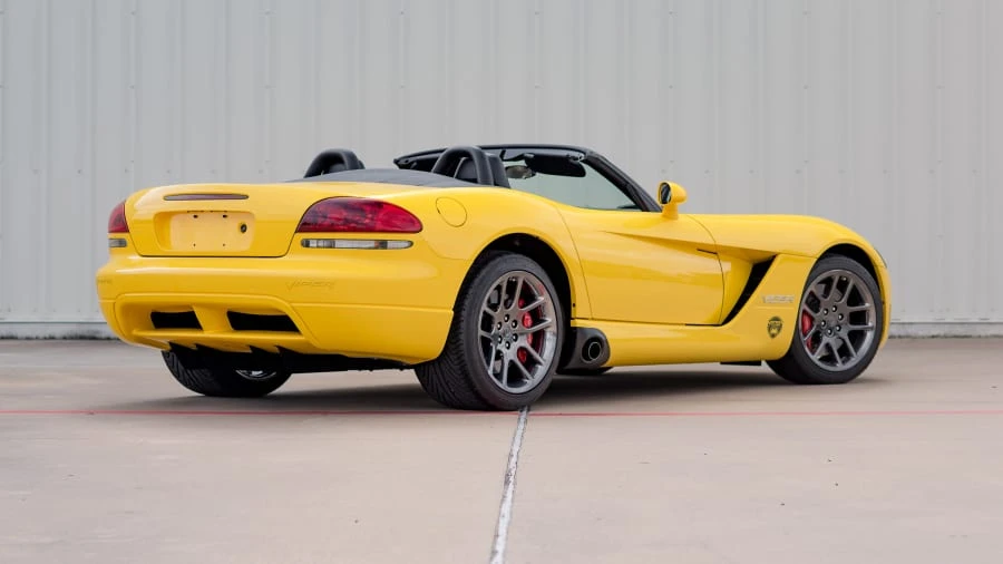 2005 Dodge Viper 3rd Gen - Image 3 of 12