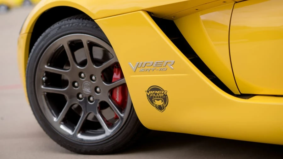 2005 Dodge Viper 3rd Gen - Image 11 of 12
