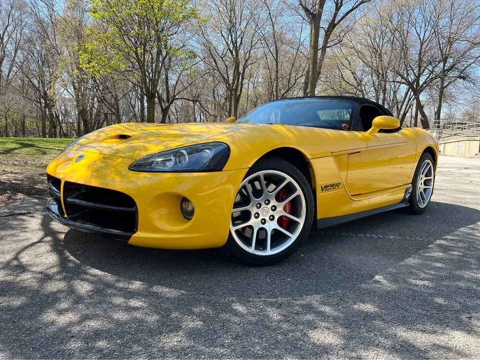 2005 Dodge Viper 3rd Gen - Image 4 of 9