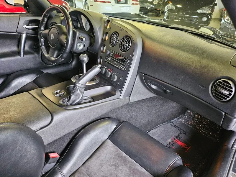 2005 Dodge Viper 3rd Gen - Image 13 of 18