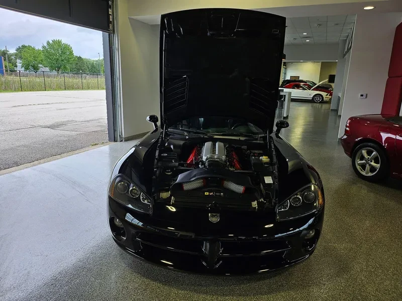 2005 Dodge Viper 3rd Gen - Image 9 of 18