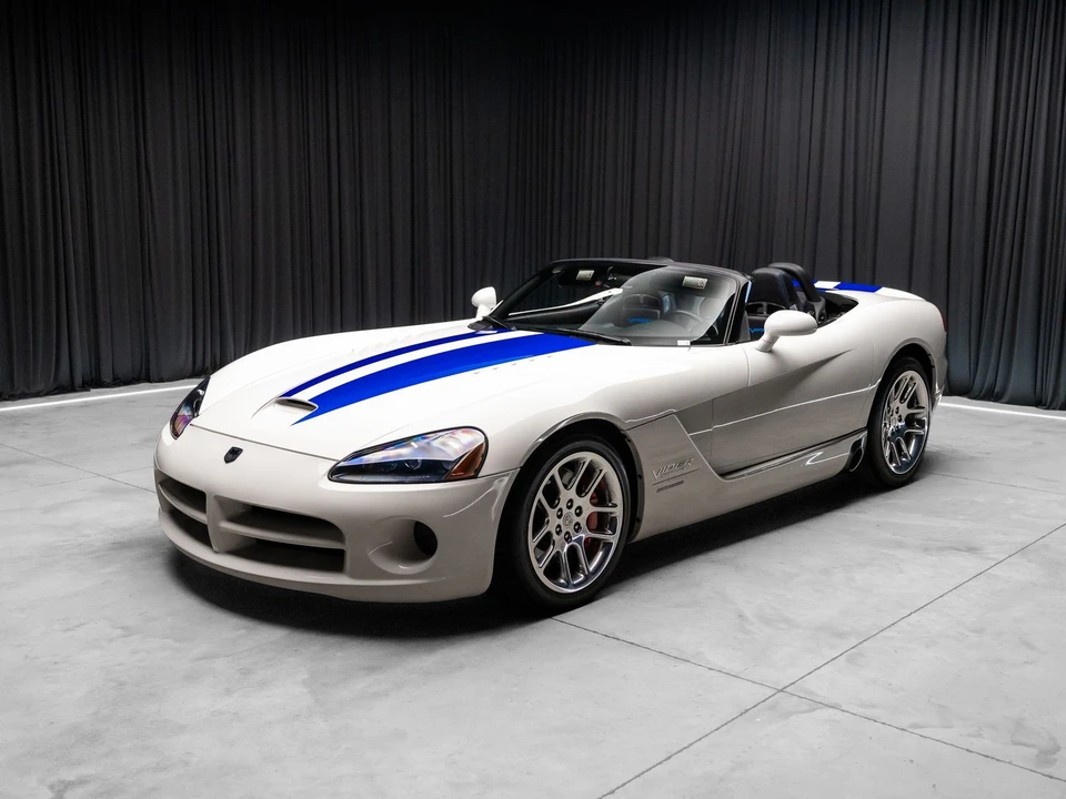 2005 Dodge Viper 3rd Gen - Image 10 of 31