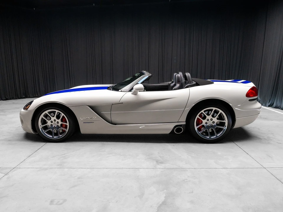 2005 Dodge Viper 3rd Gen - Image 12 of 31