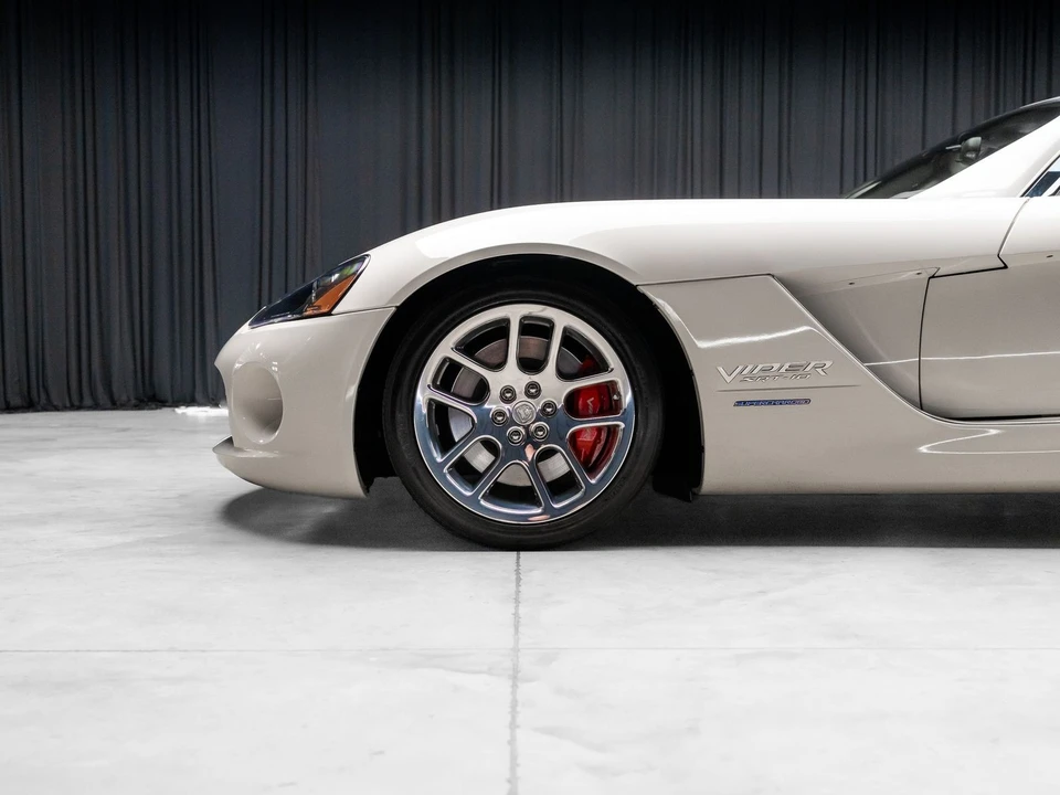 2005 Dodge Viper 3rd Gen - Image 31 of 31
