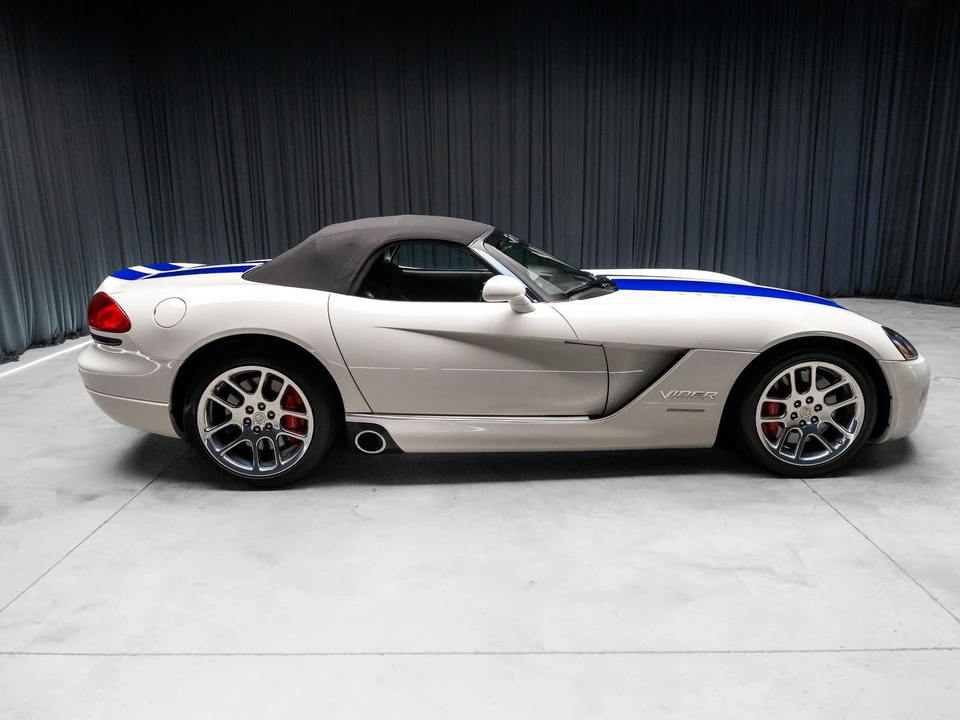 2005 Dodge Viper 3rd Gen - Image 21 of 31