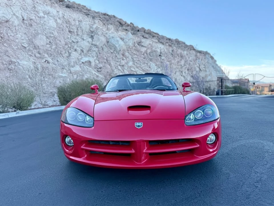 2005 Dodge Viper 3rd Gen - Image 2 of 16