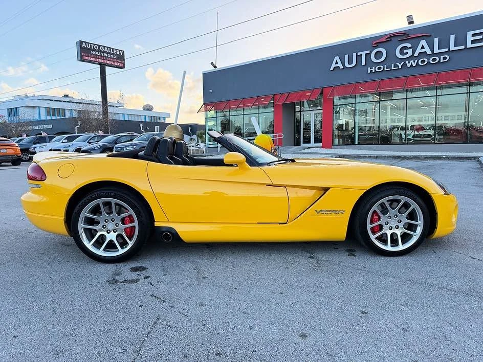 2005 Dodge Viper 3rd Gen - Image 5 of 14