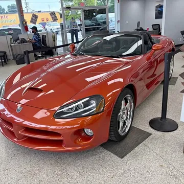 2005 Dodge Viper SRT10 Convertible 2D