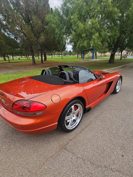 2005 Dodge Viper 3rd Gen - Image 4 of 14
