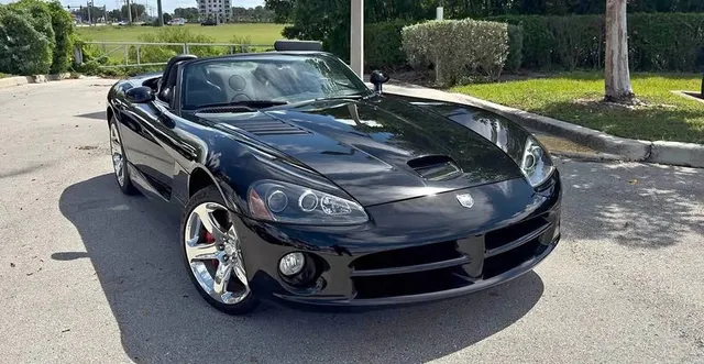 2005 Dodge Viper SRT10 Convertible 2D