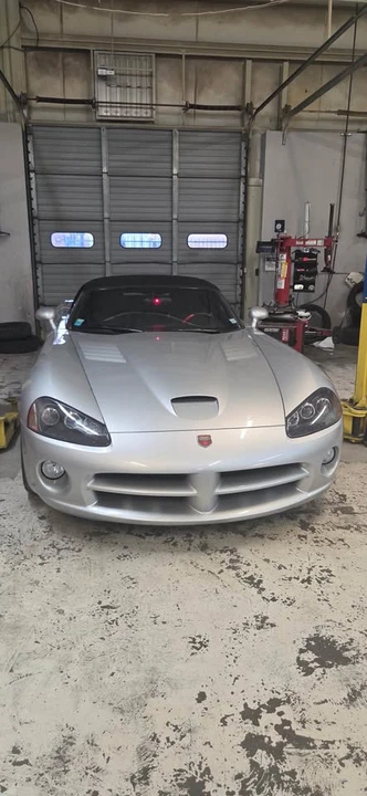 2005 Dodge Viper 3rd Gen - Image 8 of 9