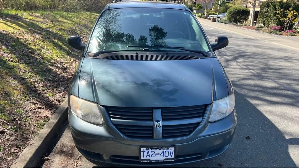 2005 Dodge Caravan - Image 5 of 10