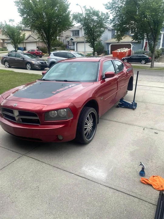 2005 Dodge Charger 6th Gen - Image 3 of 7