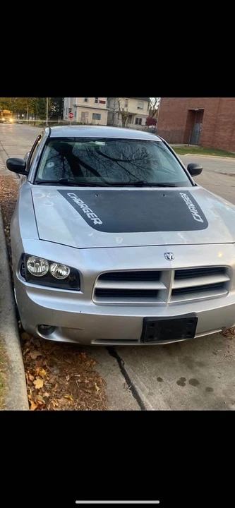 2005 Dodge Charger 6th Gen - Image 2 of 2