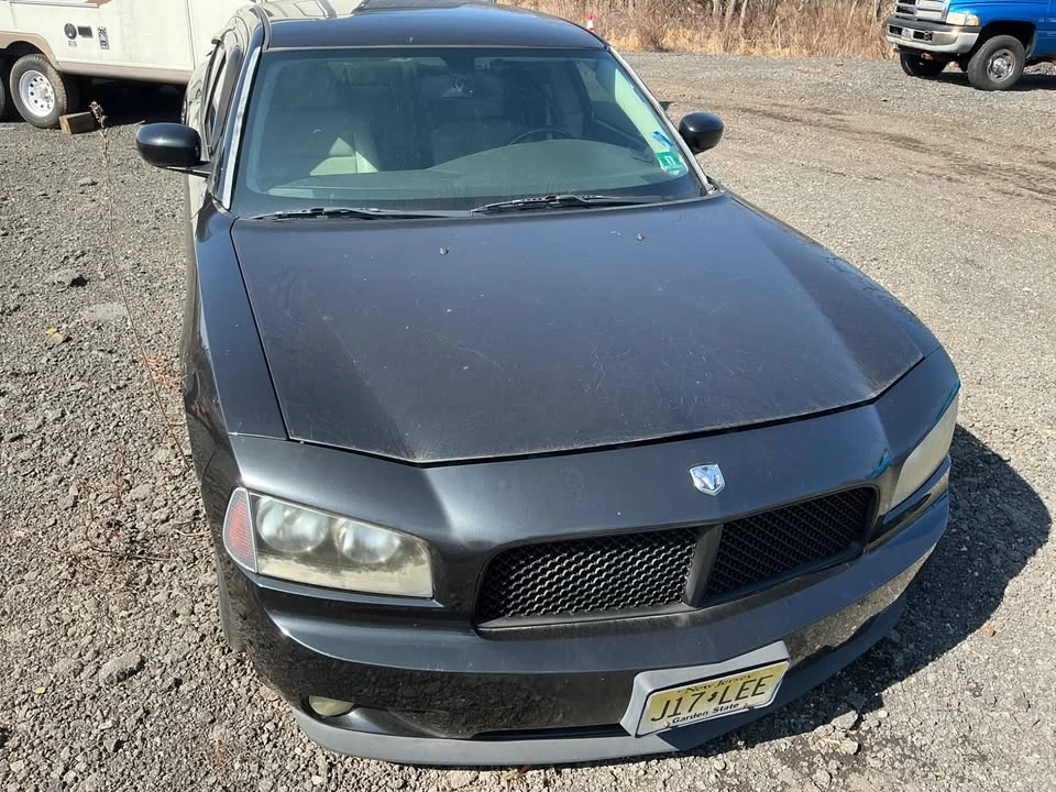 2005 Dodge Charger - Image 2 of 5