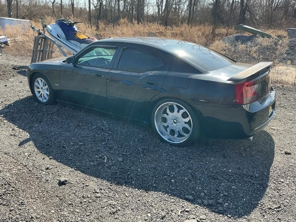 2005 Dodge Charger - Image 4 of 5