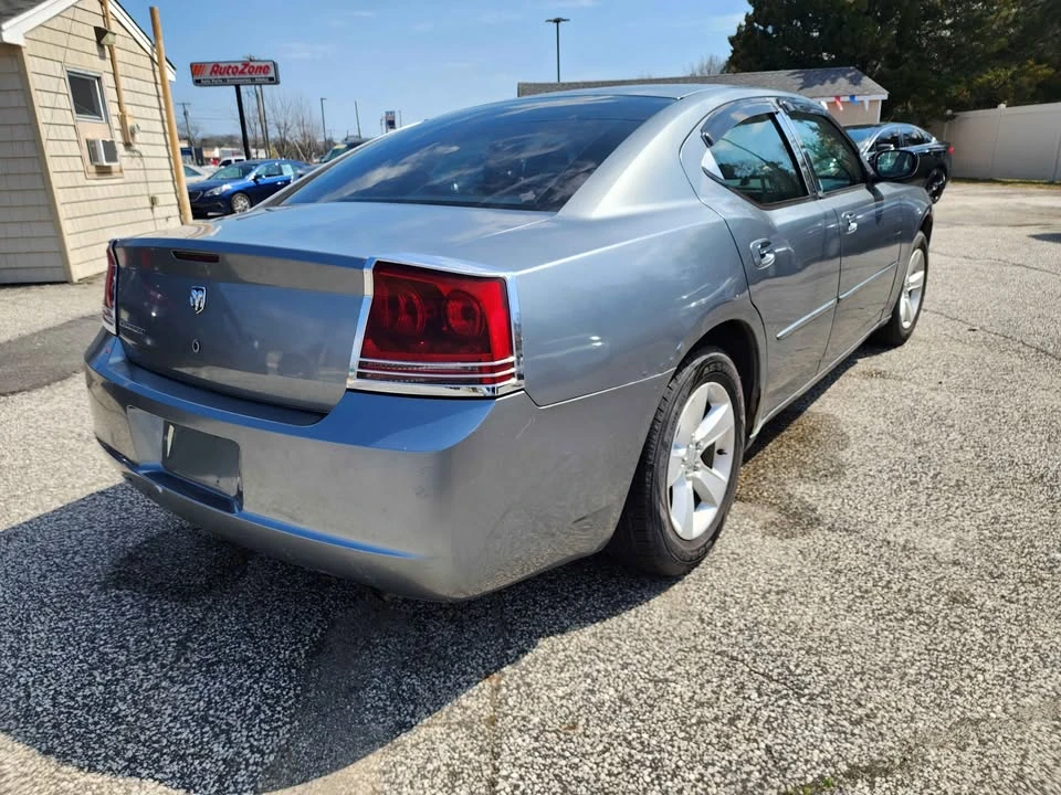2005 Dodge Charger - Image 9 of 16