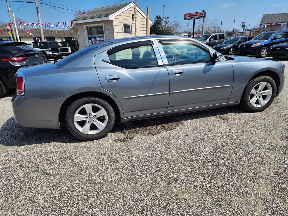 2005 Dodge Charger - Image 10 of 16