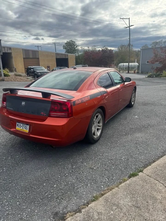 2005 Dodge Charger 6th Gen - Image 3 of 10