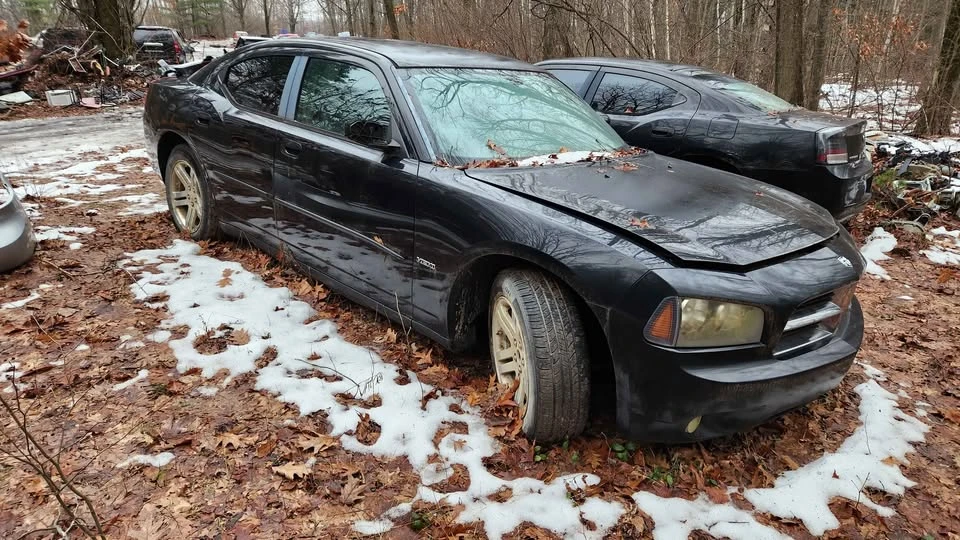 2005 Dodge Charger 6th Gen - Image 7 of 9