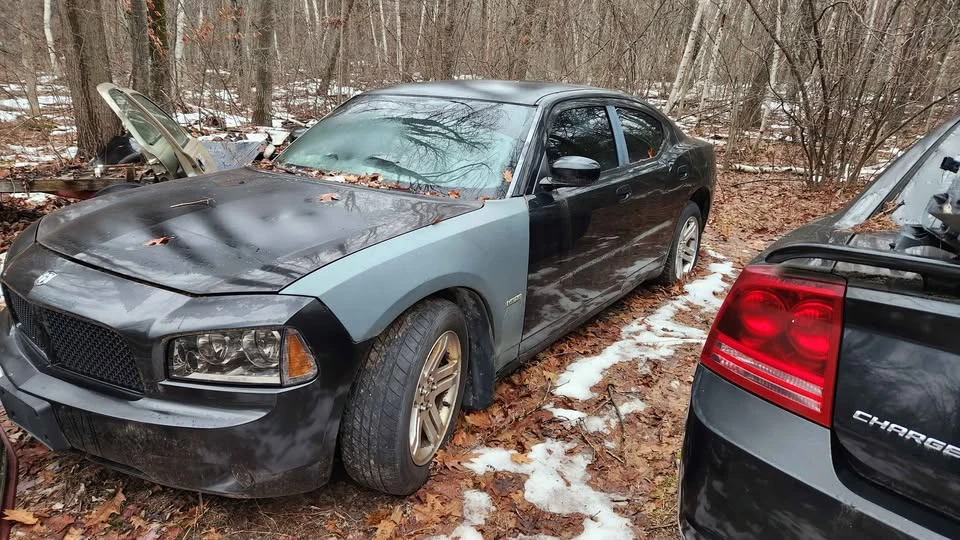 2005 Dodge Charger 6th Gen - Image 2 of 9