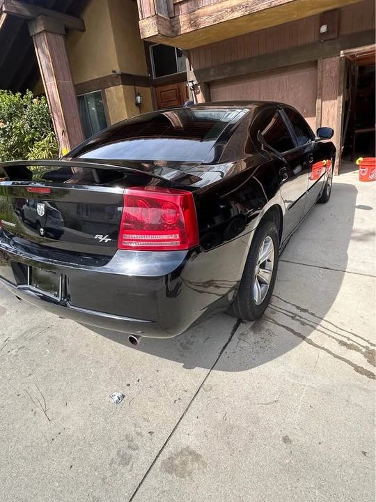 2005 Dodge Charger 6th Gen - Image 2 of 5