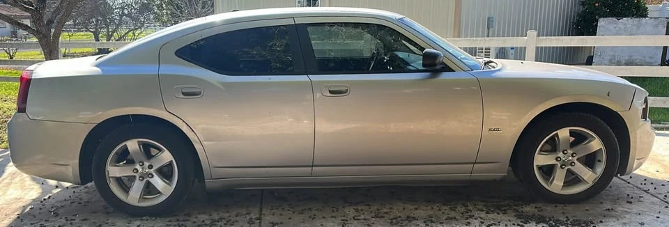 2005 Dodge Charger 6th Gen - Image 4 of 6