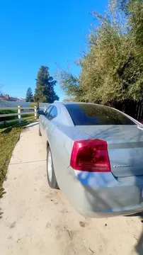 2005 Dodge Charger SE Sedan