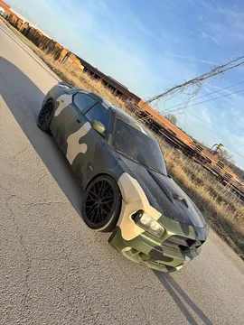 2005 Dodge Charger SRT8