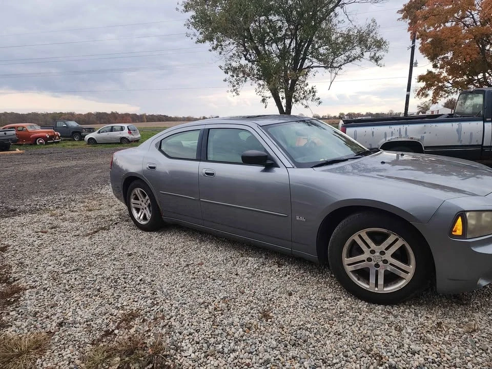 2005 Dodge Charger 6th Gen - Image 2 of 7