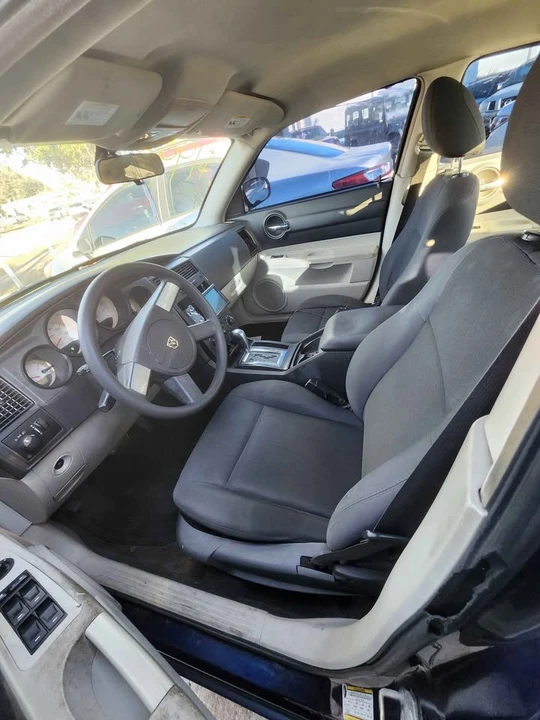 2005 Dodge Charger 6th Gen - Image 2 of 3