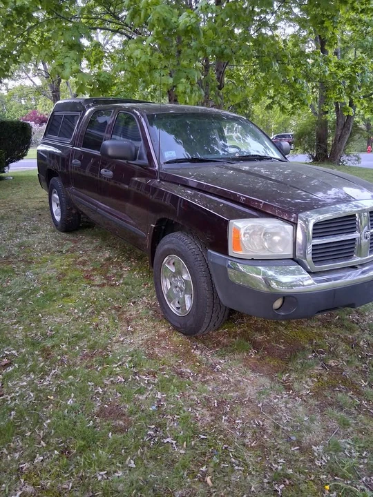 2005 Dodge Dakota 3rd Gen - Image 2 of 7