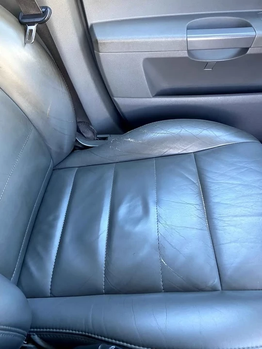 2005 Dodge Magnum 2nd Gen Wagon - Image 6 of 8