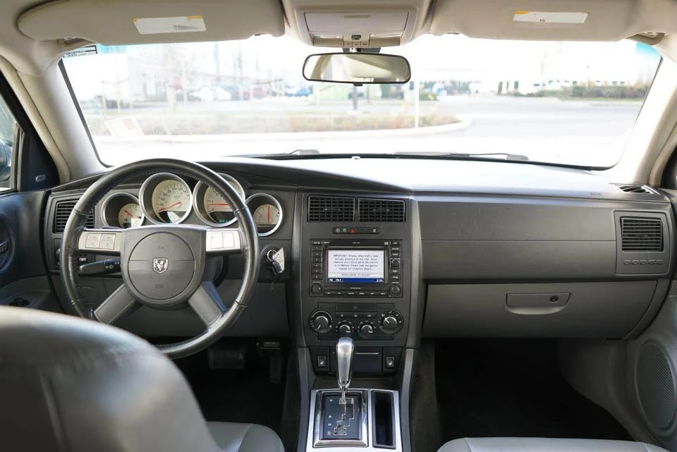 2005 Dodge Magnum 2nd Gen Wagon - Image 8 of 17
