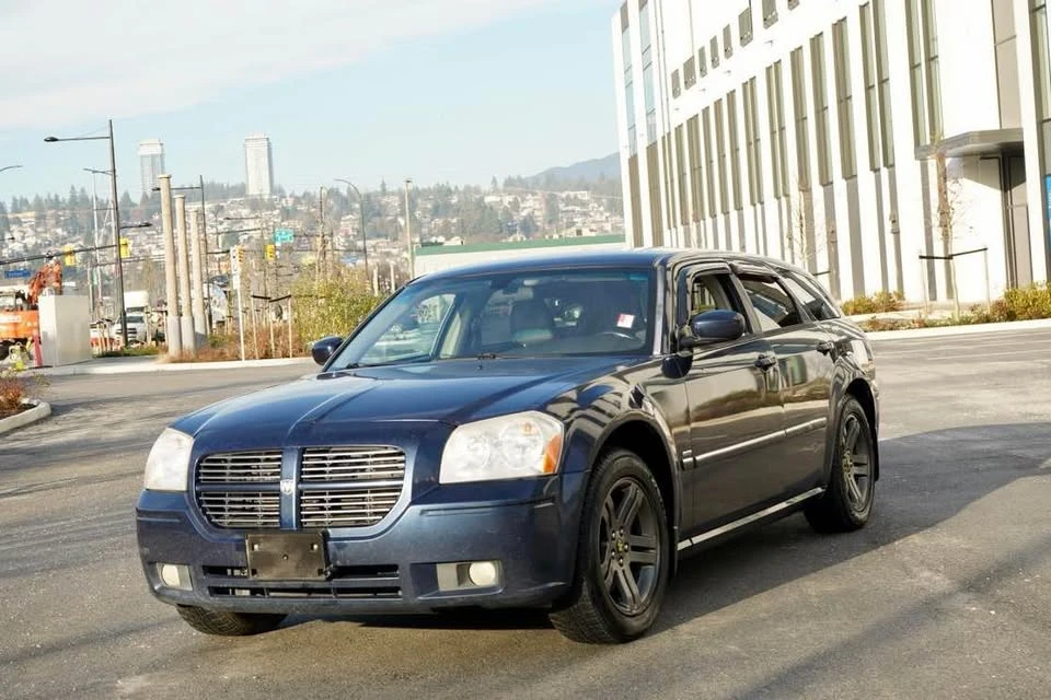 2005 Dodge Magnum 2nd Gen Wagon - Image 17 of 17