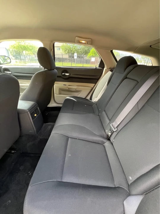 2005 Dodge Magnum 2nd Gen Wagon - Image 11 of 16