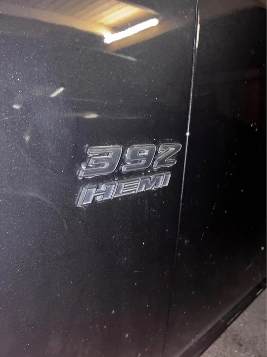 2005 Dodge Magnum SRT8 2nd Gen - Image 3 of 5