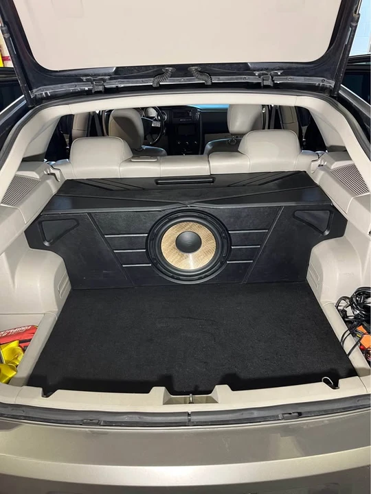 2005 Dodge Magnum 2nd Gen Wagon - Image 11 of 17