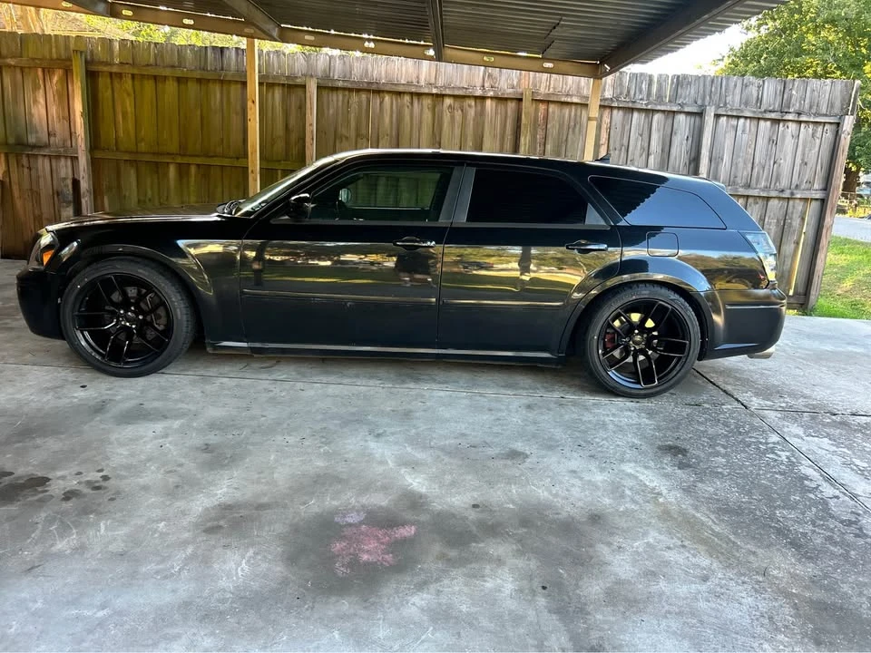 2005 Dodge Magnum 2nd Gen Wagon - Image 10 of 10