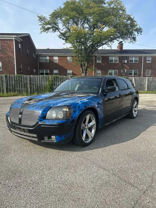 2005 Dodge Magnum 2nd Gen Wagon - Image 13 of 20
