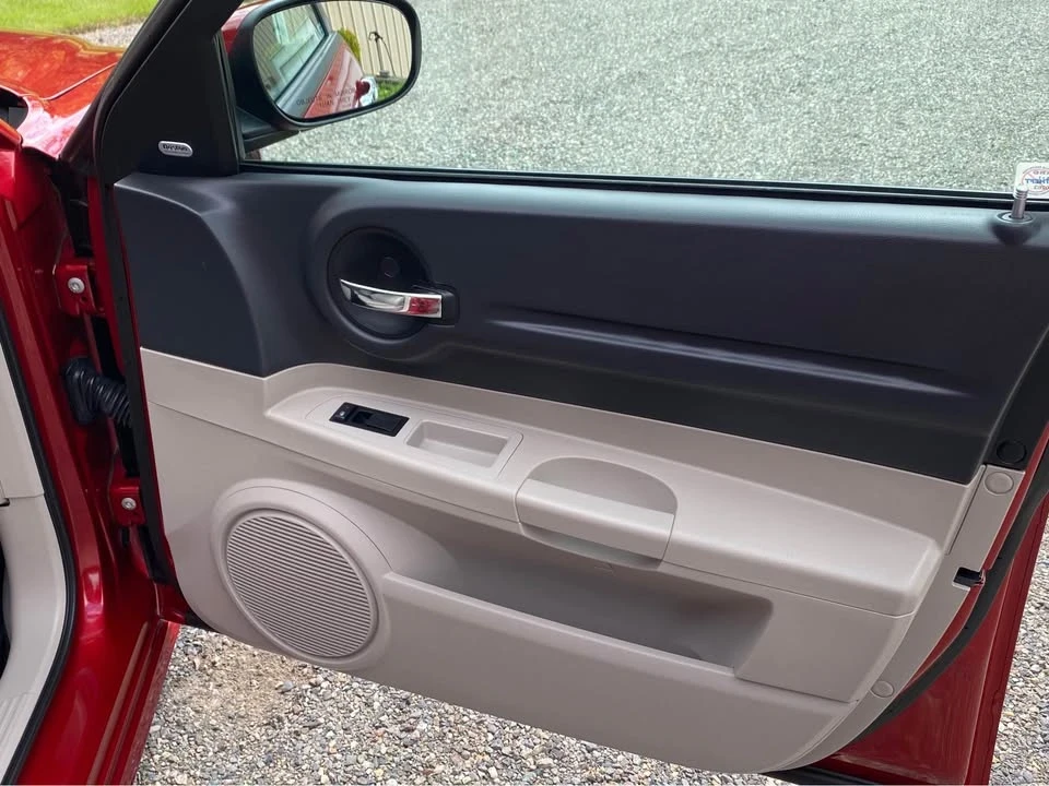 2005 Dodge Magnum 2nd Gen Wagon - Image 15 of 18