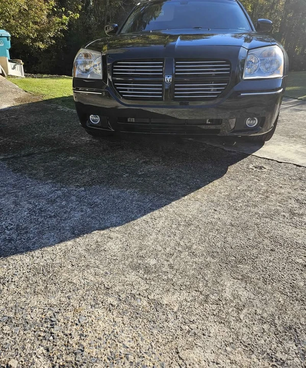 2005 Dodge Magnum 2nd Gen Wagon - Image 3 of 20