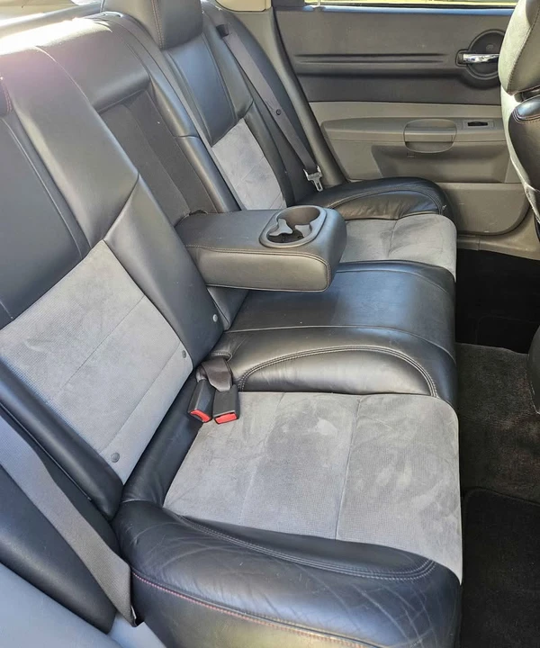 2005 Dodge Magnum 2nd Gen Wagon - Image 8 of 20