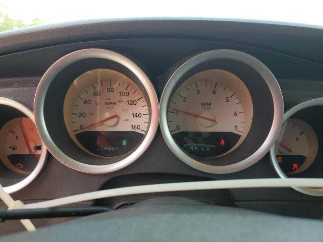 2005 Dodge Magnum 2nd Gen Wagon - Image 7 of 8