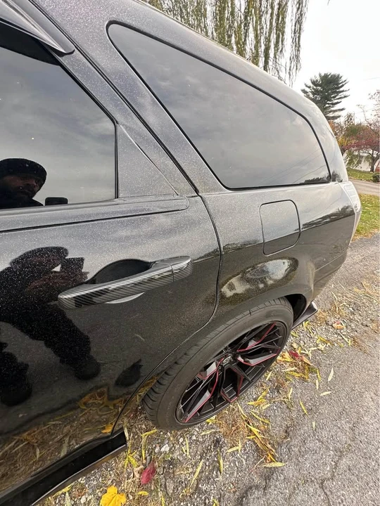 2005 Dodge Magnum 2nd Gen Wagon - Image 3 of 19