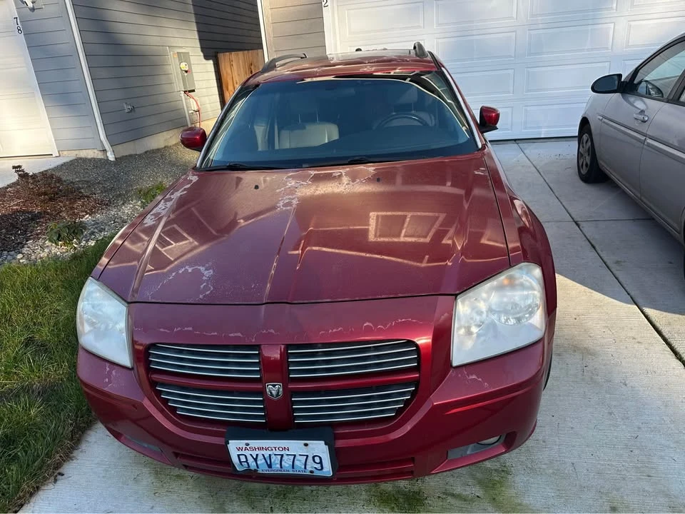 2005 Dodge Magnum 2nd Gen Wagon - Image 2 of 7