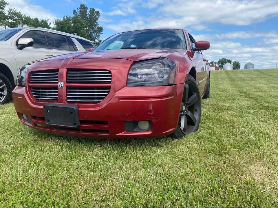 2005 Dodge Magnum 2nd Gen Wagon - Image 5 of 5