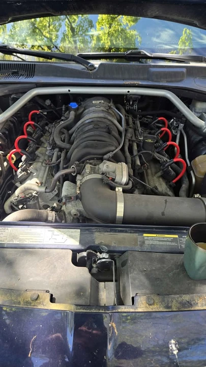 2005 Dodge Magnum 2nd Gen Wagon - Image 3 of 4